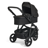 Black Oscar Nu stroller on a white background